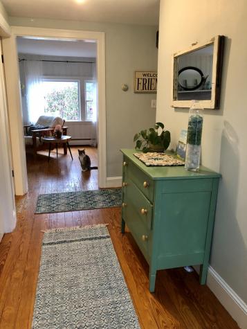 16 Allen Avenue Extension Falmouth ME 04105
