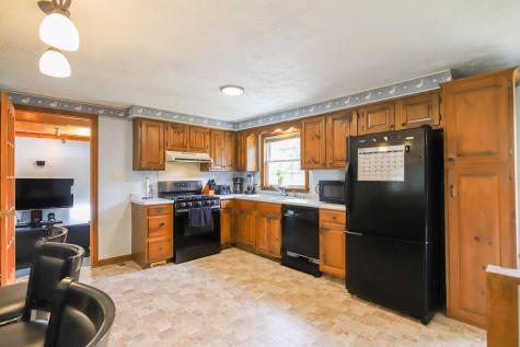 84 Sand Crossing Road Waterboro ME 04087