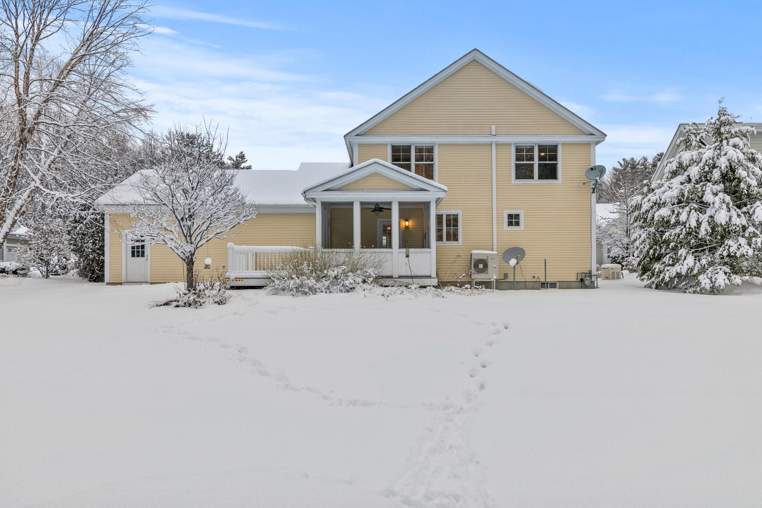 46 Ridgewood Drive Falmouth ME 04105