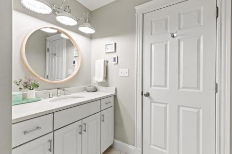 46 Ridgewood Drive Falmouth ME 04105