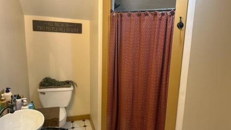 13 Colonial Street Waterville ME 04901