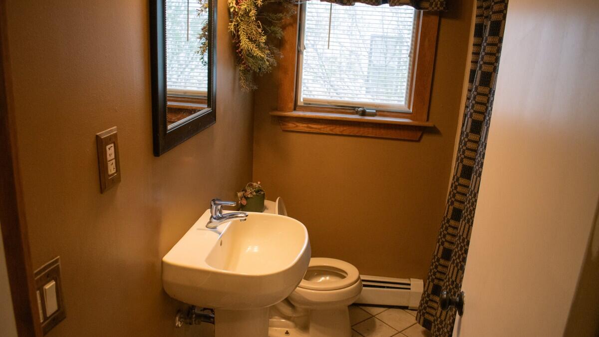 13 Colonial Street Waterville ME 04901