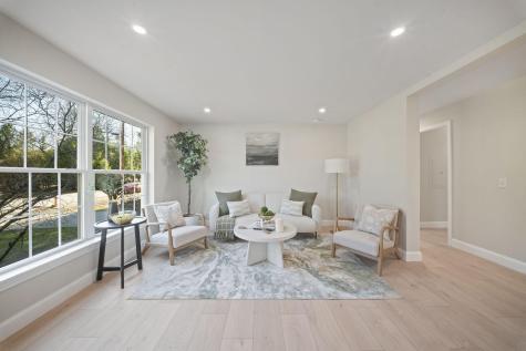 10 Randall Circle Brunswick ME 04011