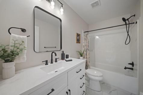 10 Randall Circle Brunswick ME 04011