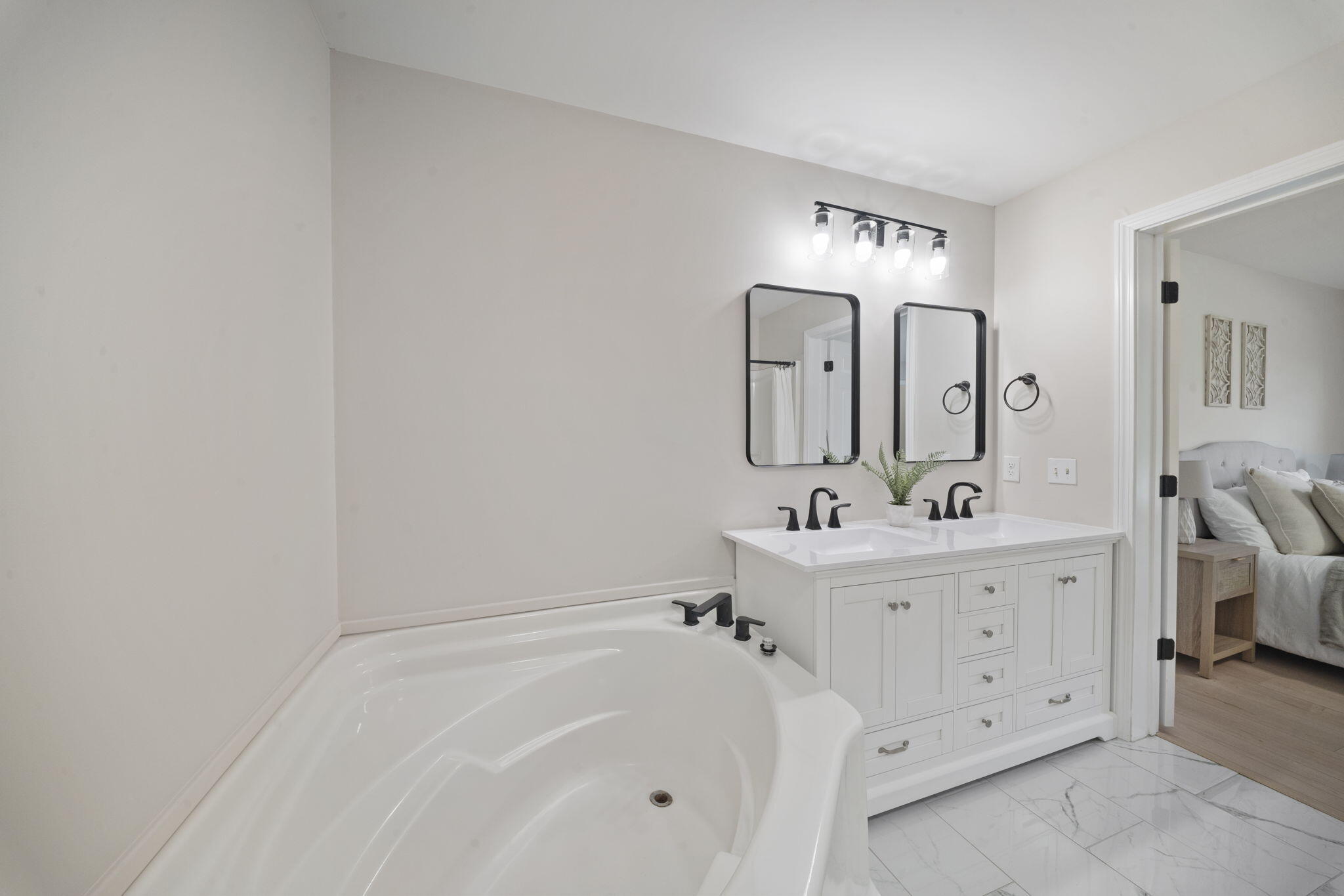 10 Randall Circle Brunswick ME 04011
