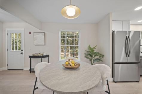 10 Randall Circle Brunswick ME 04011
