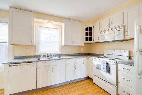 41 Bolster Street Auburn ME 04210