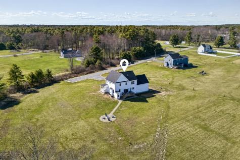 31 Stretch Lane Arundel ME 04046