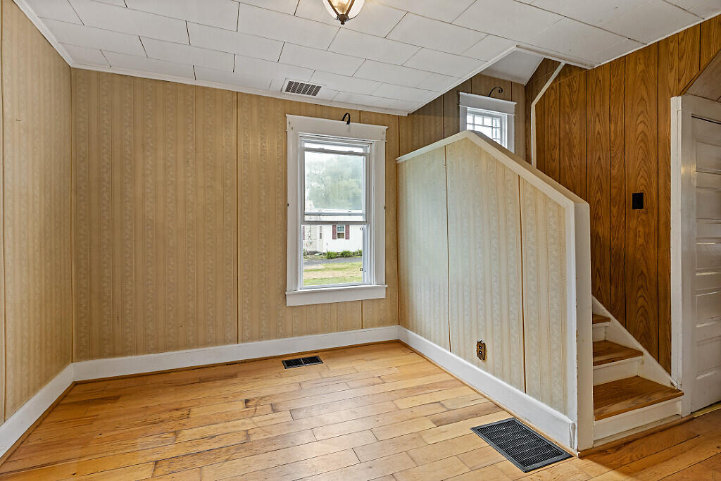 7 James Street Bingham ME 04920