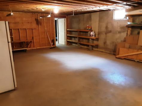 76 West Washington Road Washington ME 04574