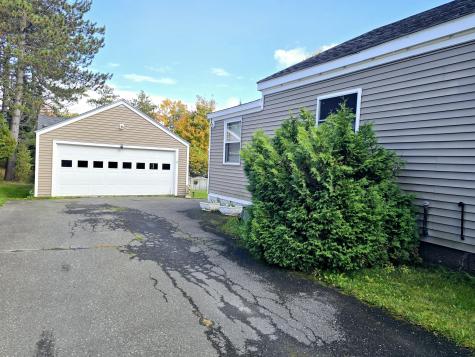 33 Coolidge Avenue Caribou ME 04736