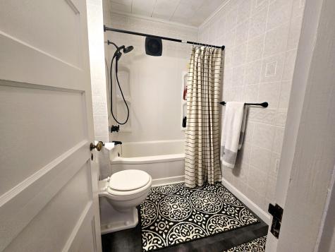 33 Coolidge Avenue Caribou ME 04736