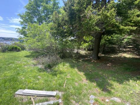 31 Green Head Lane Stonington ME 04681