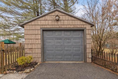 117 Colonial Road Portland ME 04102