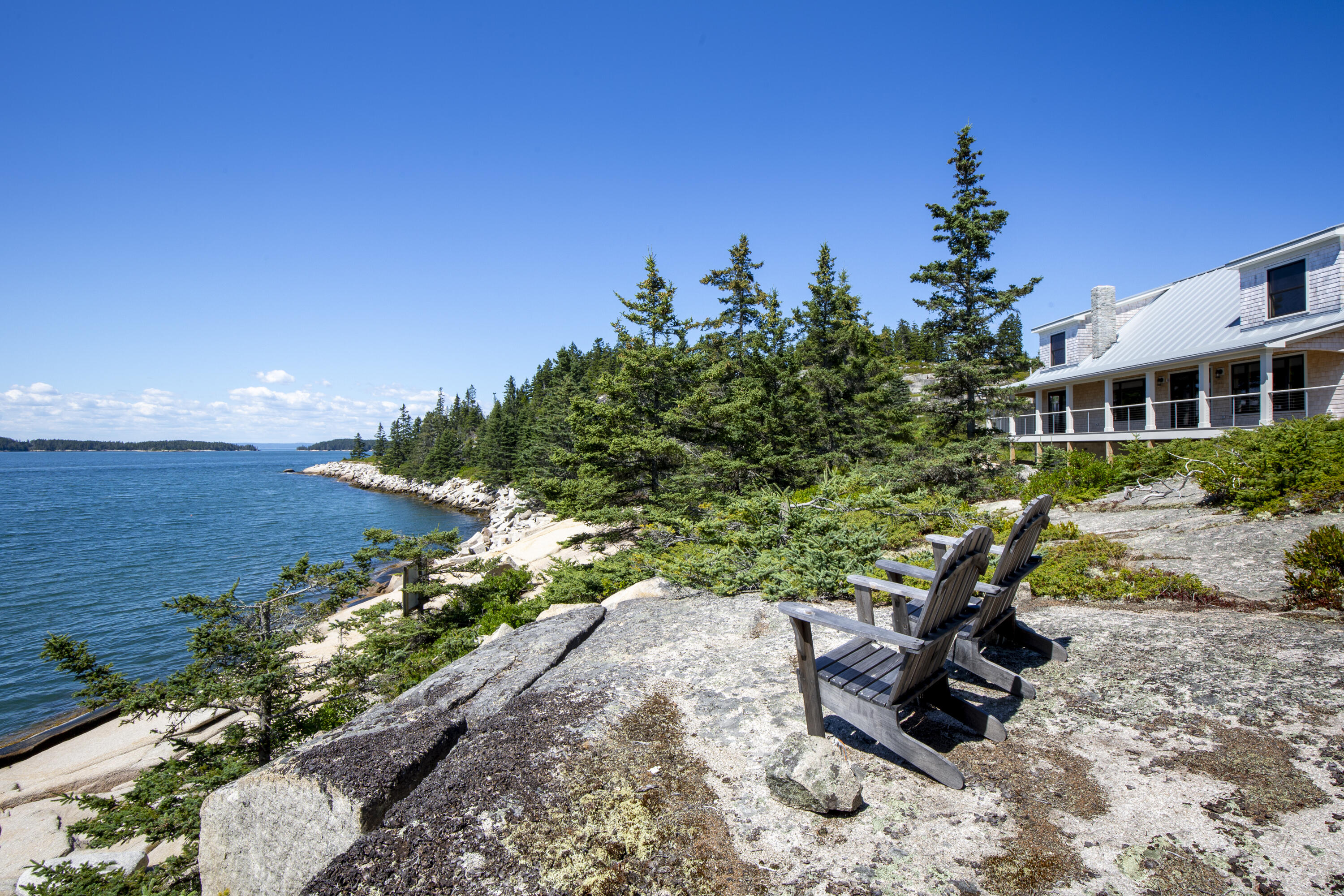 86 City Point Road Vinalhaven ME 04863