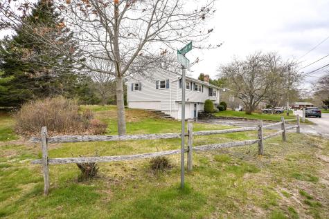 31 Vernon Road Cape Elizabeth ME 04107