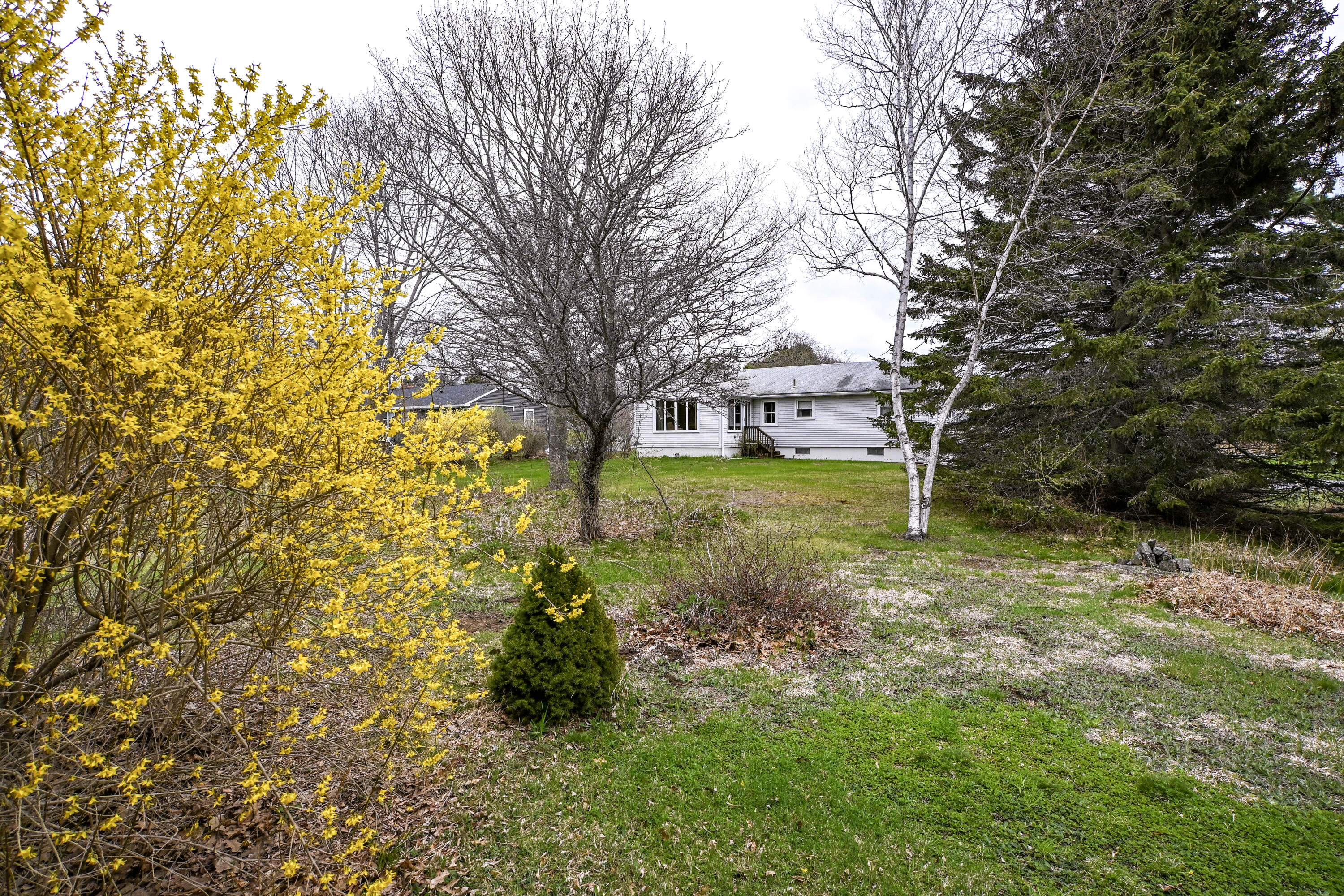 31 Vernon Road Cape Elizabeth ME 04107