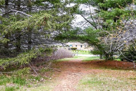 31 Vernon Road Cape Elizabeth ME 04107