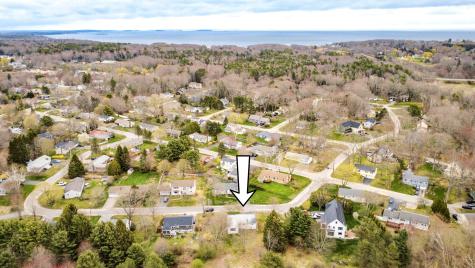 31 Vernon Road Cape Elizabeth ME 04107