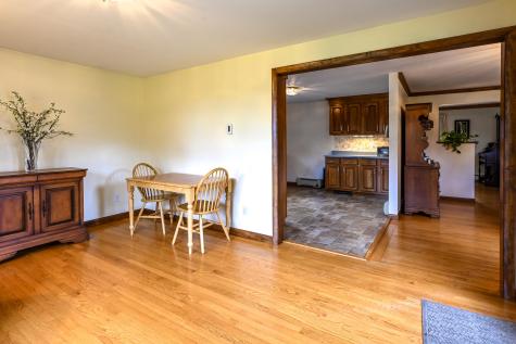 31 Vernon Road Cape Elizabeth ME 04107