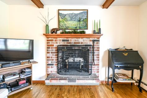 31 Vernon Road Cape Elizabeth ME 04107