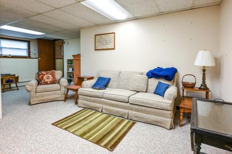 31 Vernon Road Cape Elizabeth ME 04107
