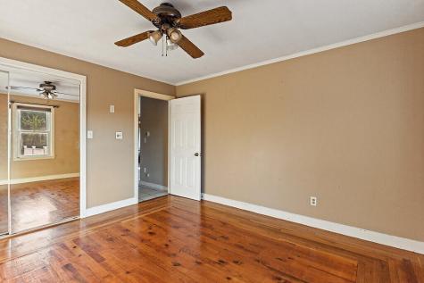 104 Old Lisbon Road Lewiston ME 04240