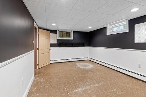 104 Old Lisbon Road Lewiston ME 04240