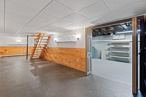 104 Old Lisbon Road Lewiston ME 04240