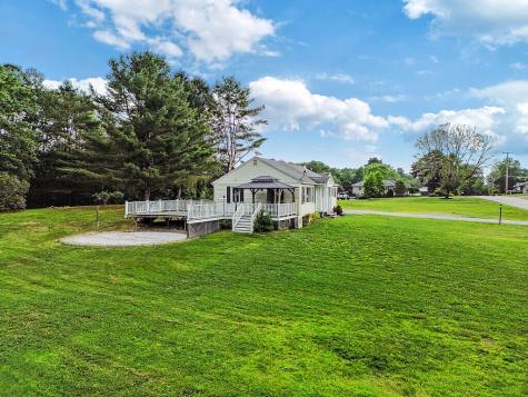 104 Old Lisbon Road Lewiston ME 04240