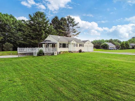 104 Old Lisbon Road Lewiston ME 04240