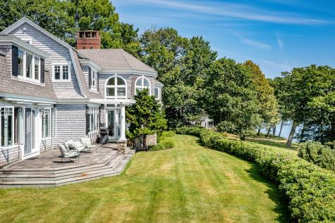 30 Eastward Rockport ME 04856