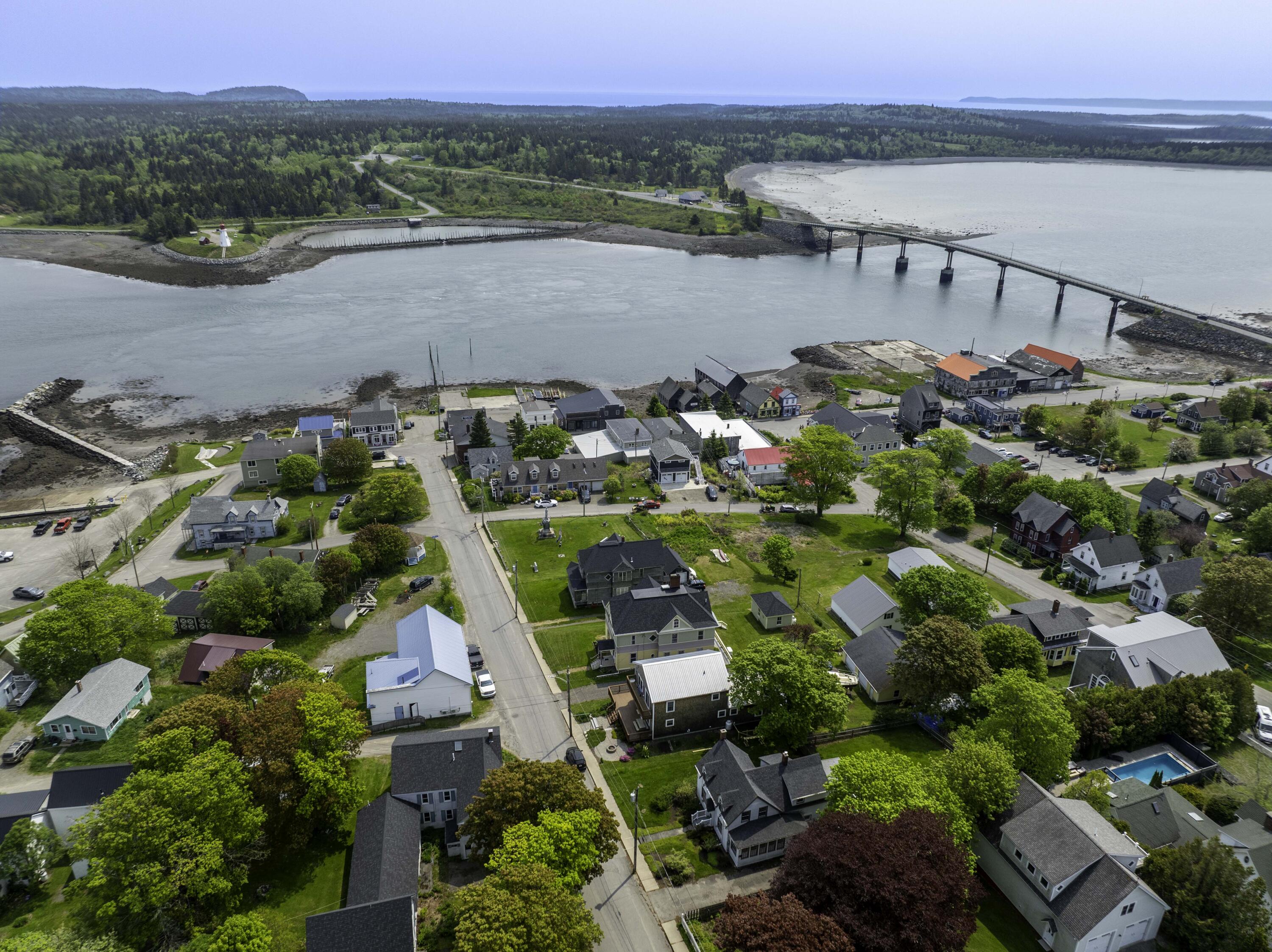 6 Pleasant Street Lubec ME 04652