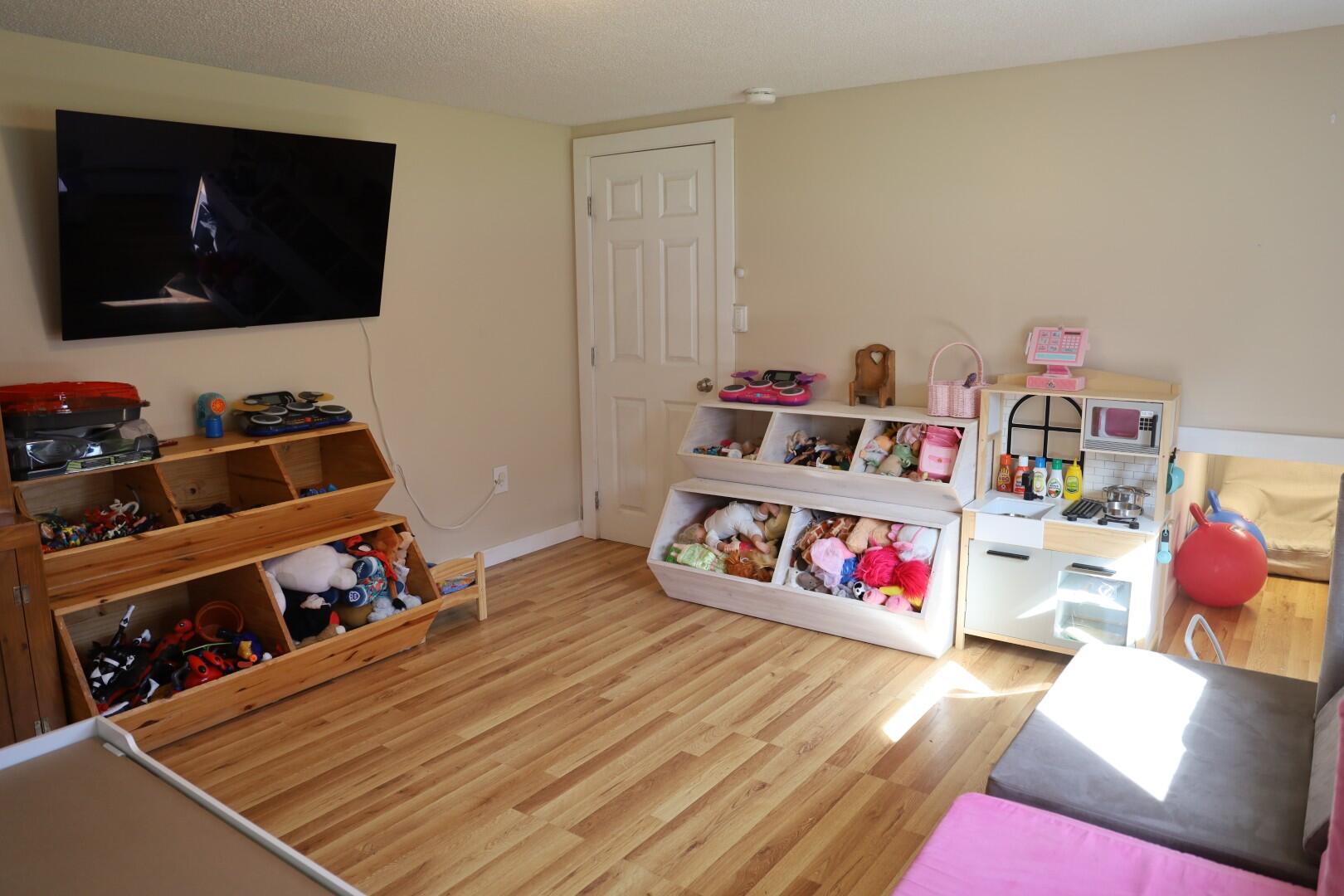 5 Tims Run Gray ME 04039