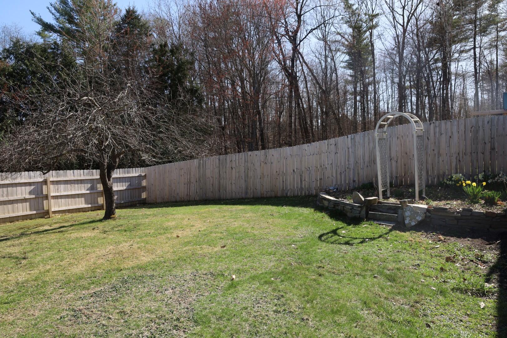 5 Tims Run Gray ME 04039