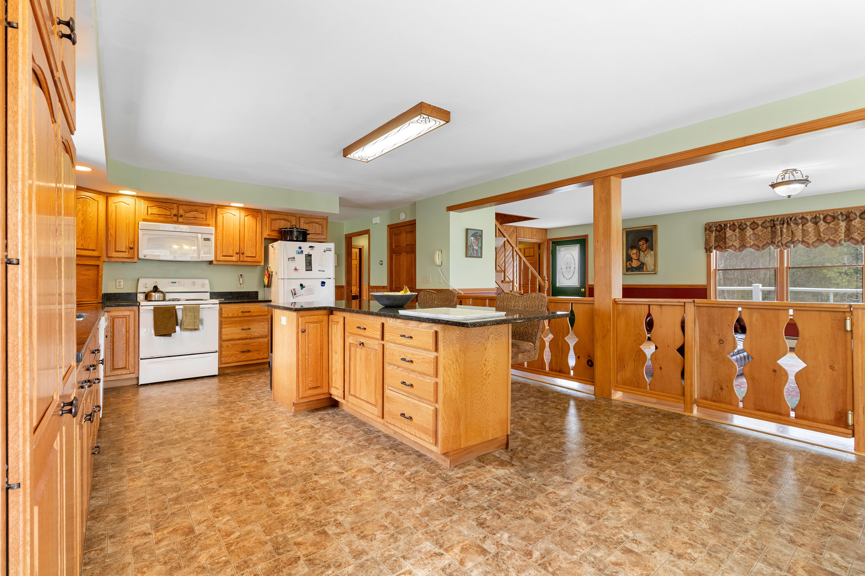 289 W Washington Road Washington ME 04574