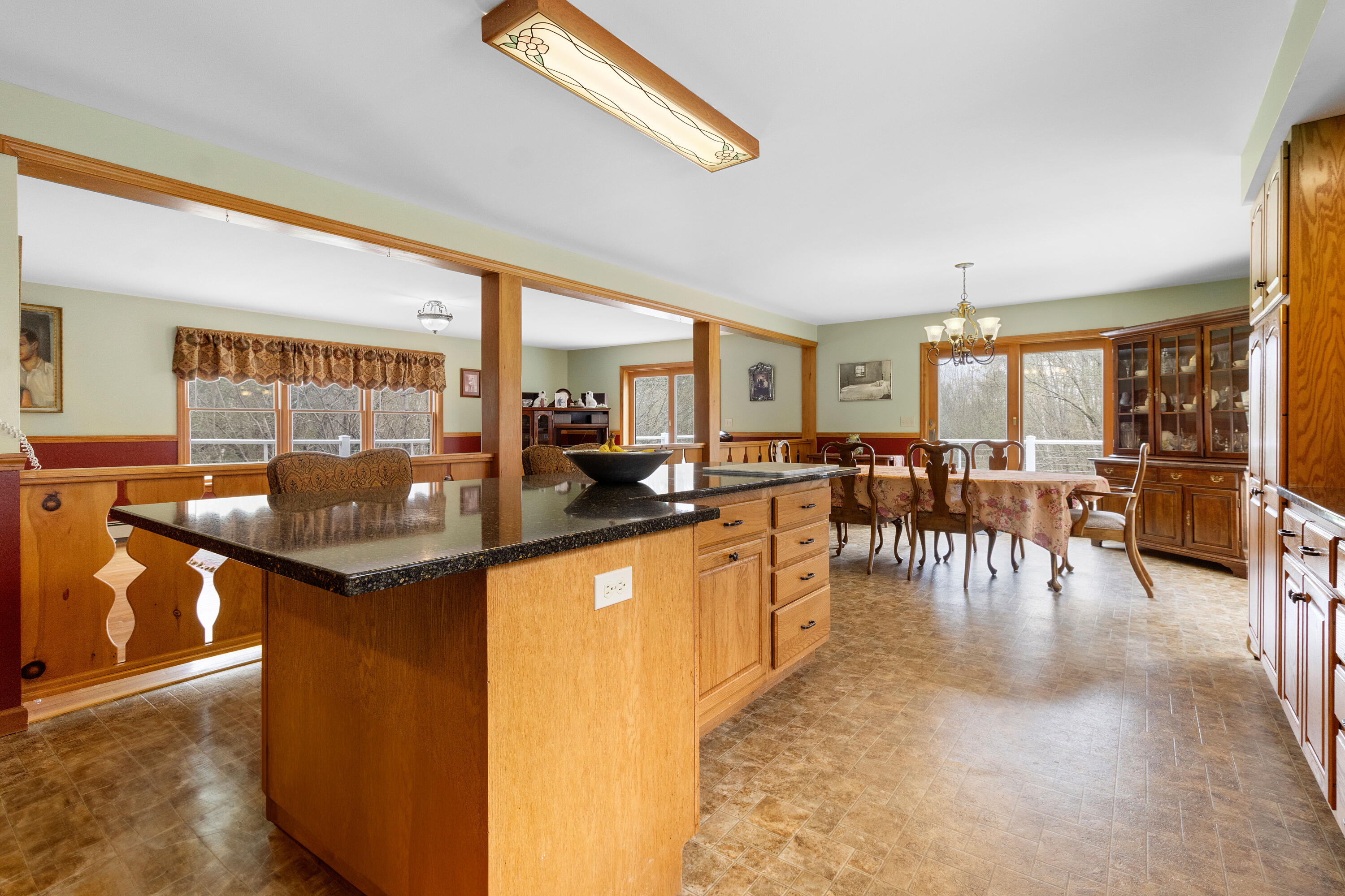 289 W Washington Road Washington ME 04574