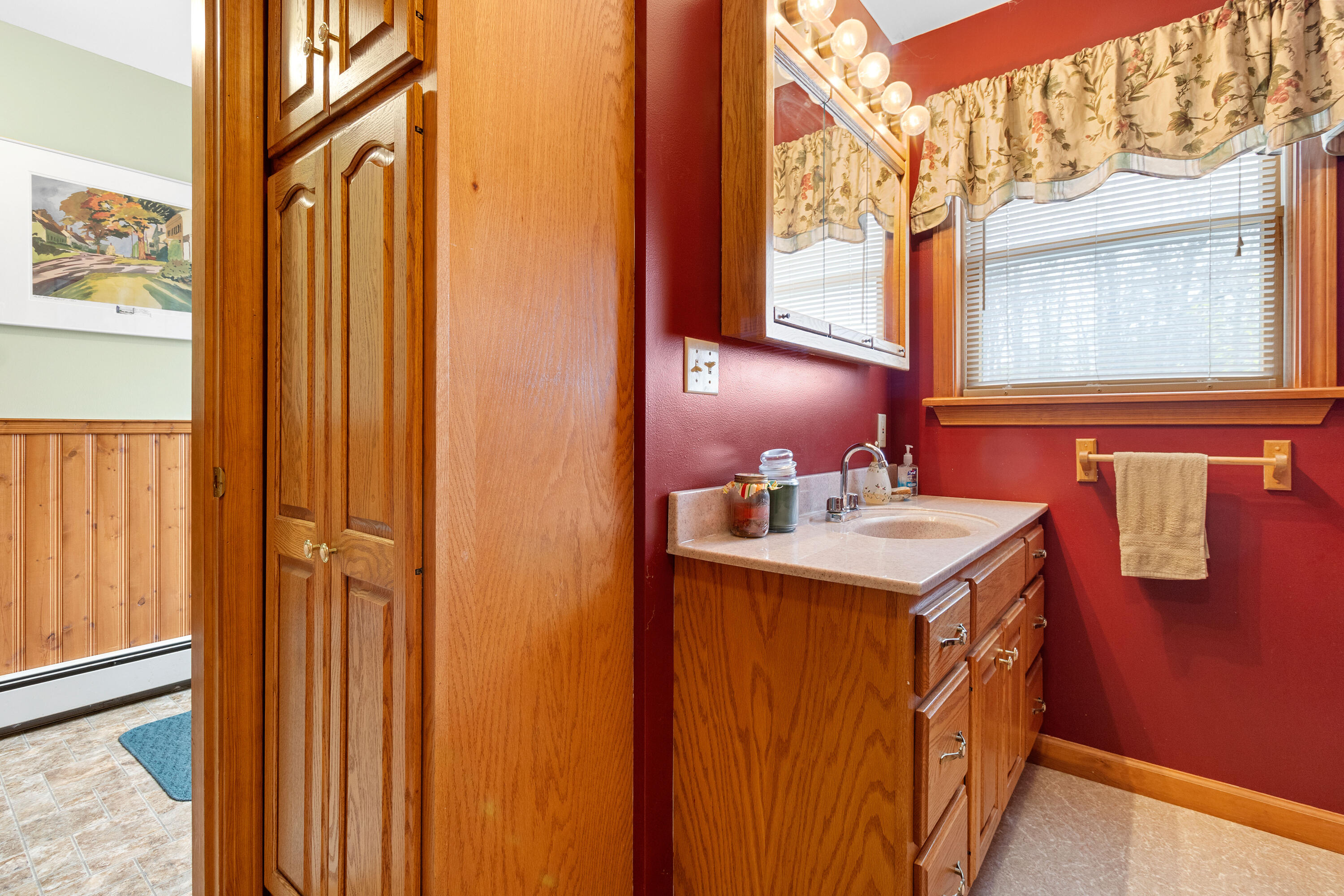 289 W Washington Road Washington ME 04574