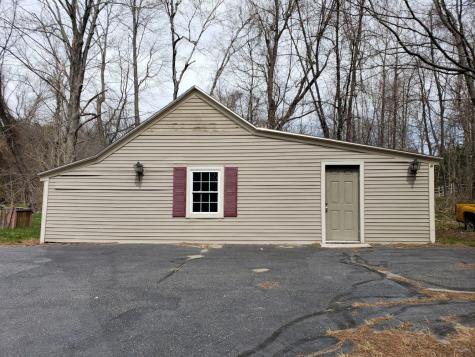 179 South Road Winthrop ME 04364