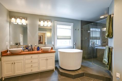 37 Carroll Street Portland ME 04102