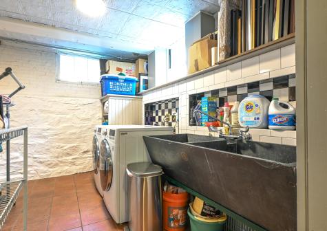 37 Carroll Street Portland ME 04102