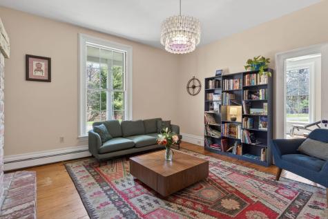9 Fox Hall Road Falmouth ME 04105
