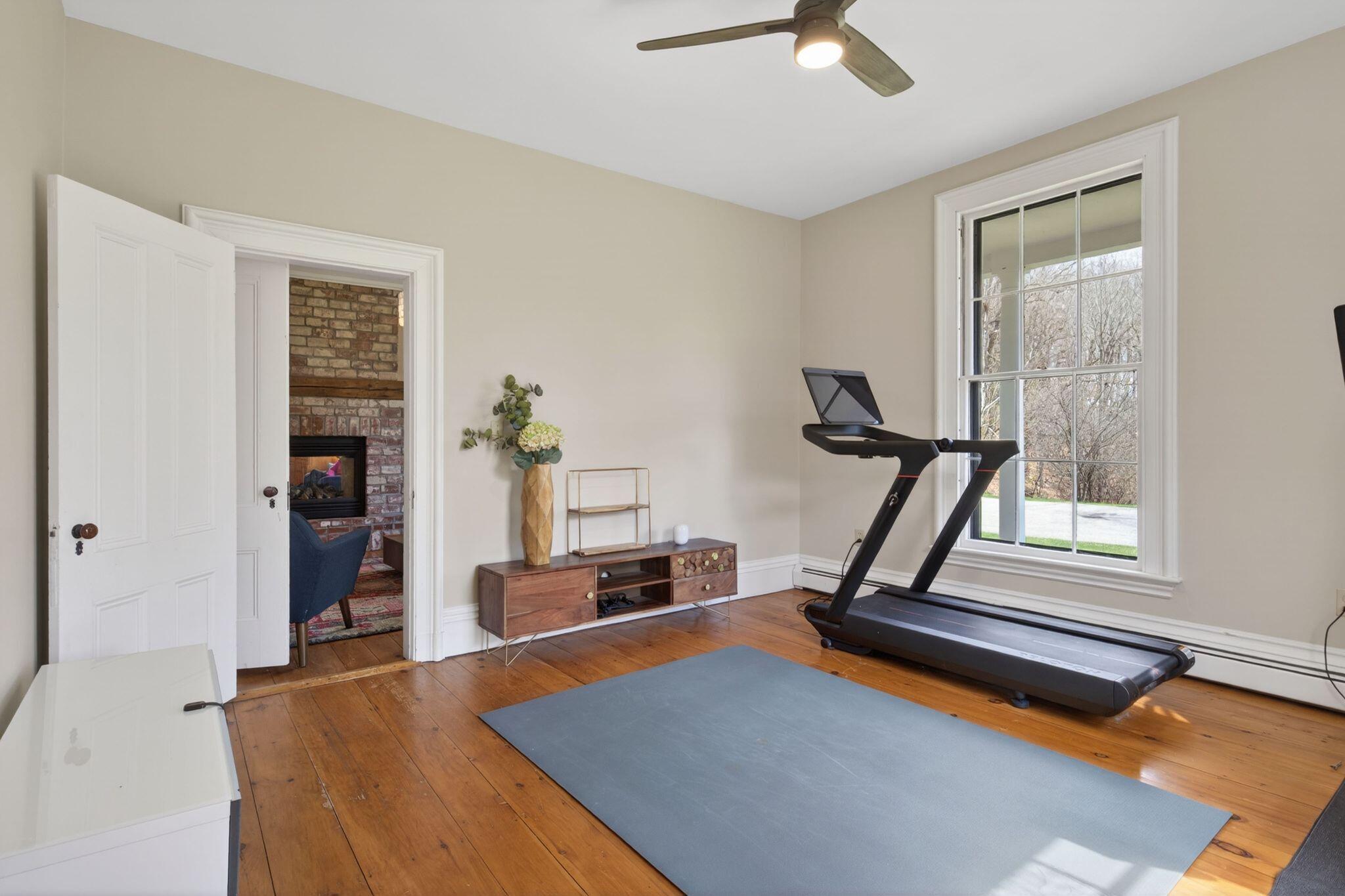 9 Fox Hall Road Falmouth ME 04105