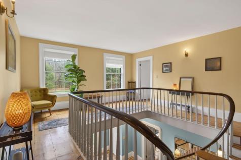 9 Fox Hall Road Falmouth ME 04105