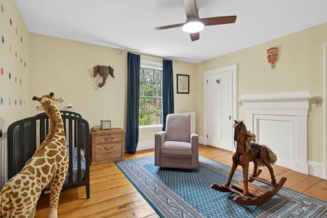9 Fox Hall Road Falmouth ME 04105