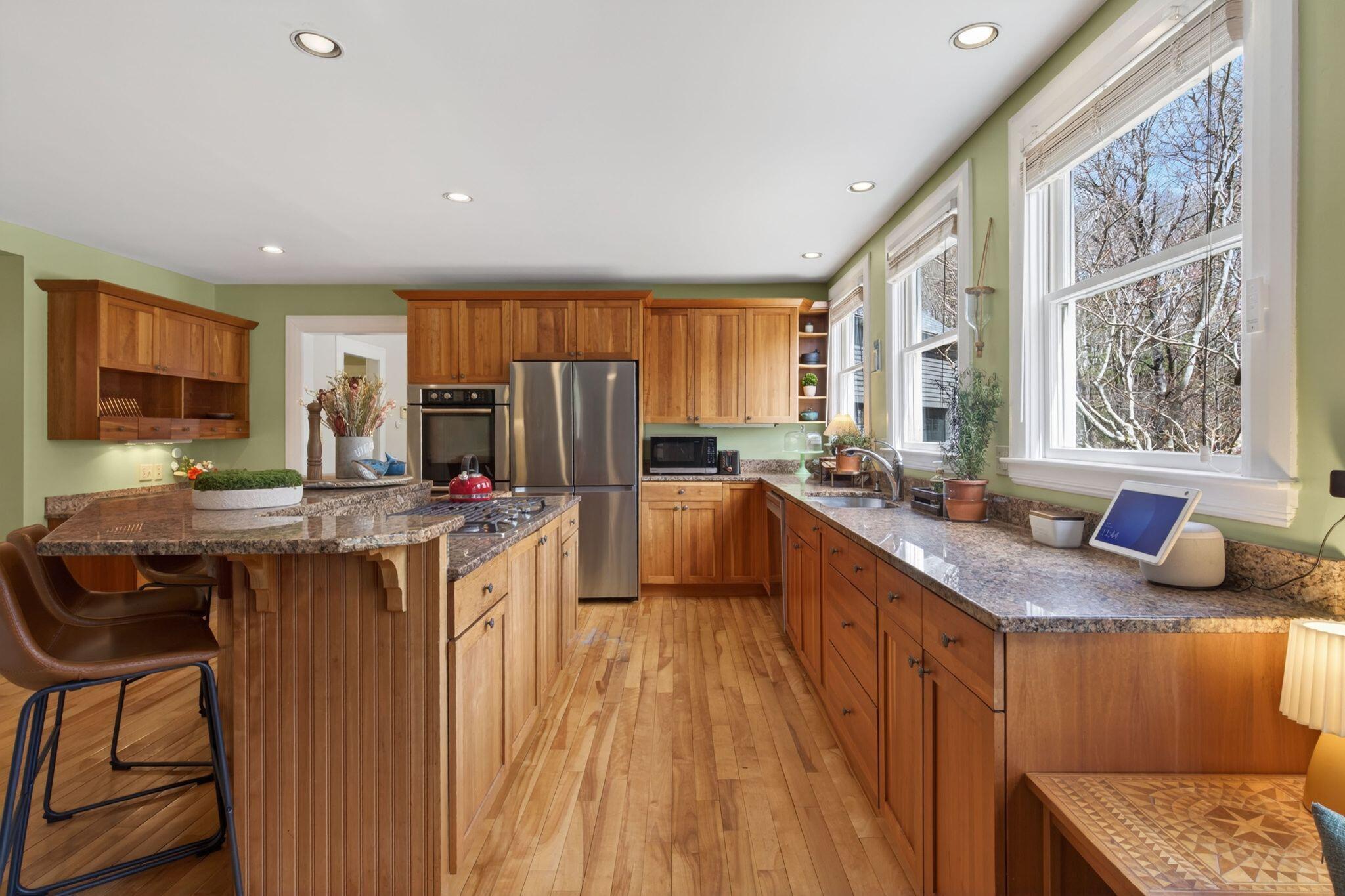 9 Fox Hall Road Falmouth ME 04105