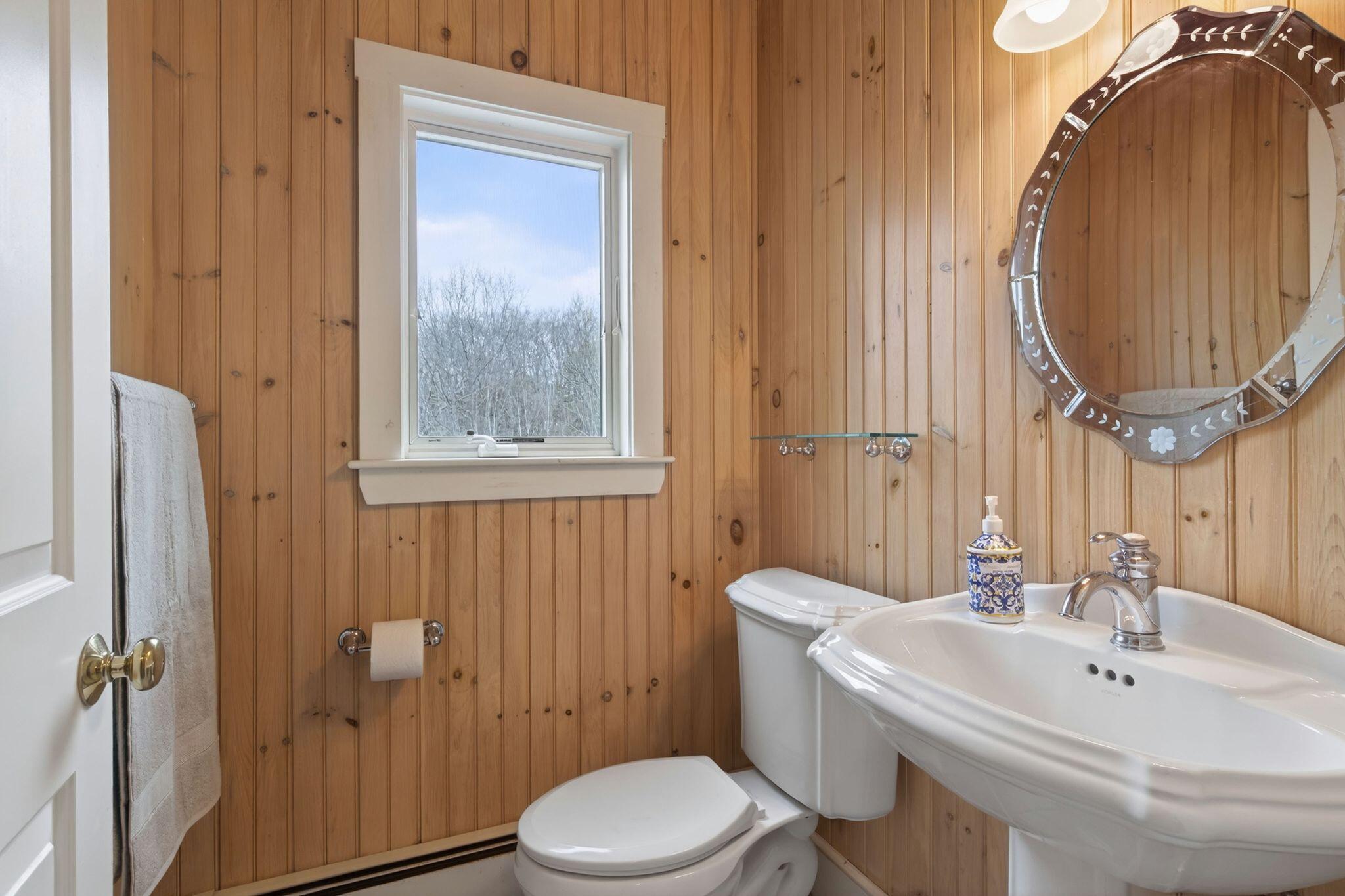 9 Fox Hall Road Falmouth ME 04105