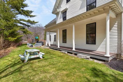 9 Fox Hall Road Falmouth ME 04105