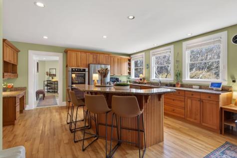 9 Fox Hall Road Falmouth ME 04105
