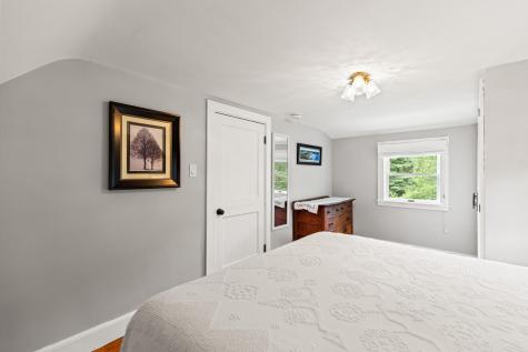 199 Gray Road Falmouth ME 04105